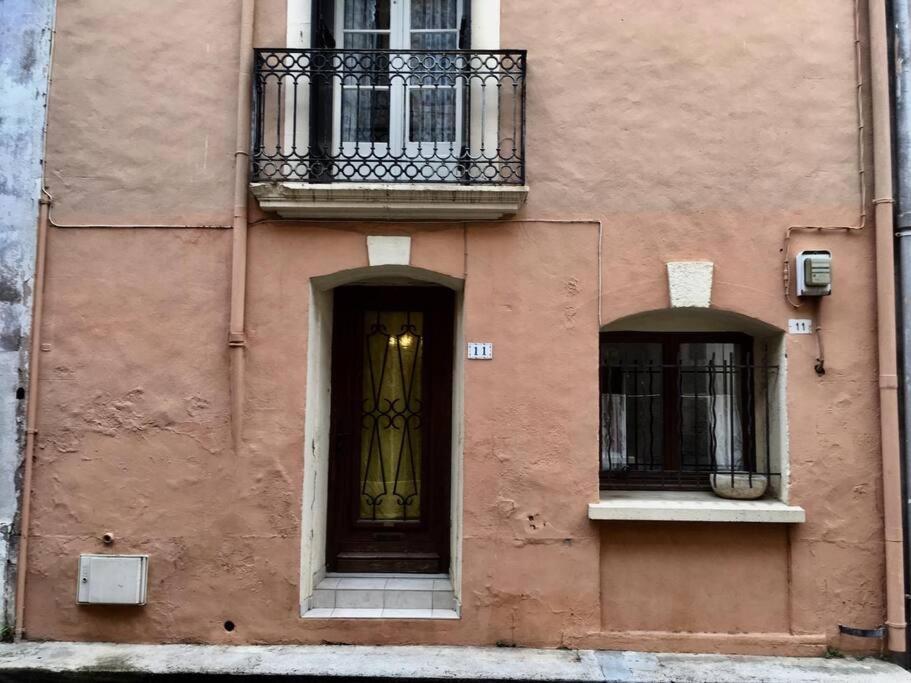 Historic French Townhouse Villa Saint-Thibery Exterior photo